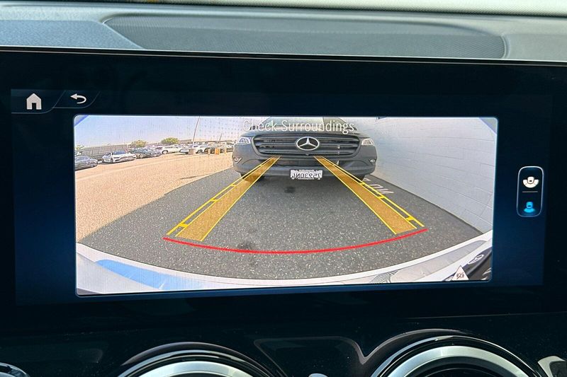 New 2026 Mercedes-Benz GLB 250Image 16