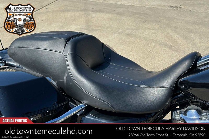 2017 Harley-Davidson Road Glide in a Black exterior color. BMW Motorcycles of Temecula – Southern California (951) 506-6903 bmwmotorcyclesoftemecula.com 