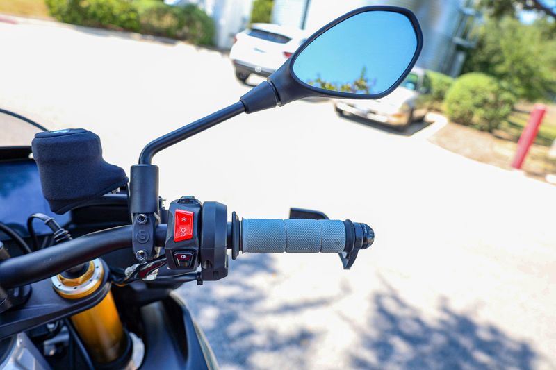 USED 2021 APRILIA TUONO V4 FACTORY Image 26