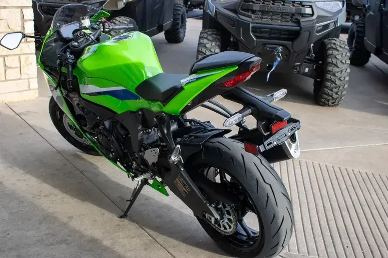 NEW 2026 KAWASAKI NINJA ZX6R Image 5