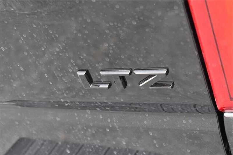 2025 Chevrolet Silverado 1500 LTZImage 19