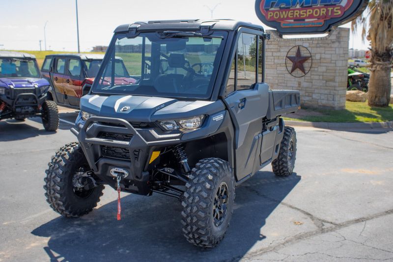 NEW 2026 CAN-AM DEFENDER PRO LIMITED CAB HD10 Image 8