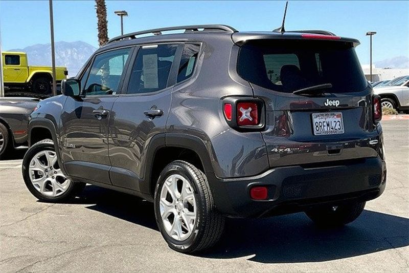 2019 Jeep Renegade LatitudeImage 10