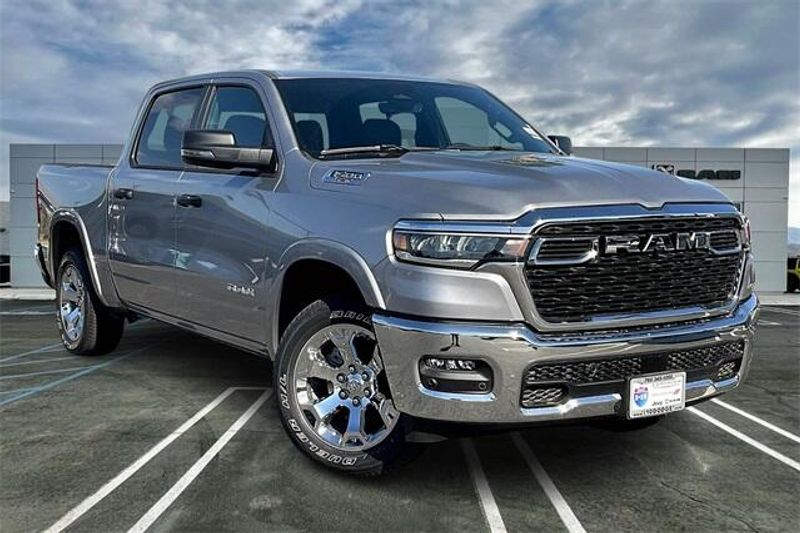 2025 RAM 1500 Big Horn Crew Cab 4x4 5