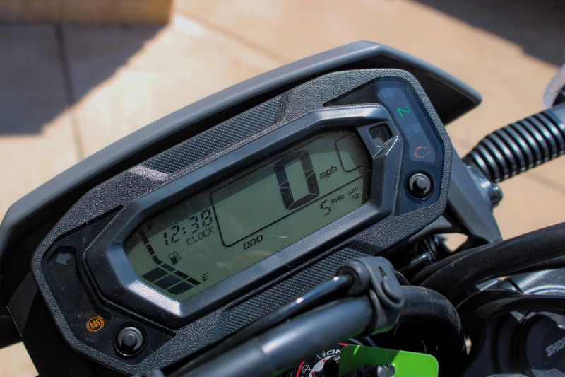 2025 Kawasaki KLX 230SM ABS BATTLE GRAY Image 22