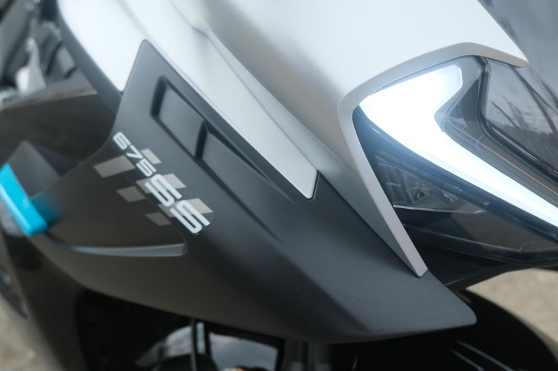 2025 CFMOTO 675 SS NEBULA BLACK Image 25
