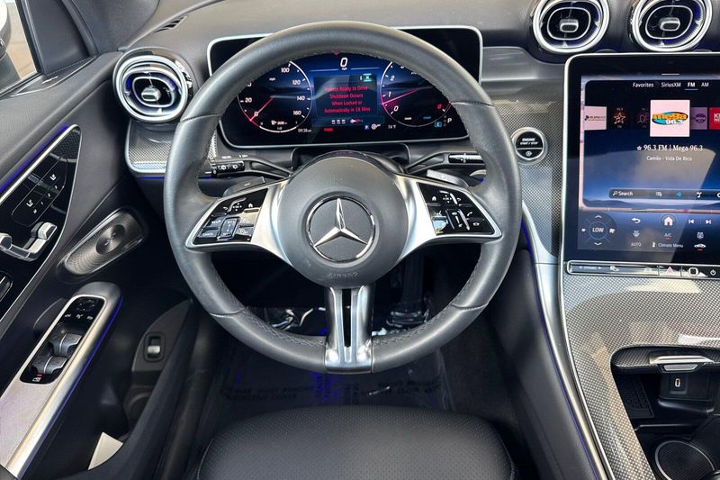 Used 2026 Mercedes-Benz GLC 300Image 16