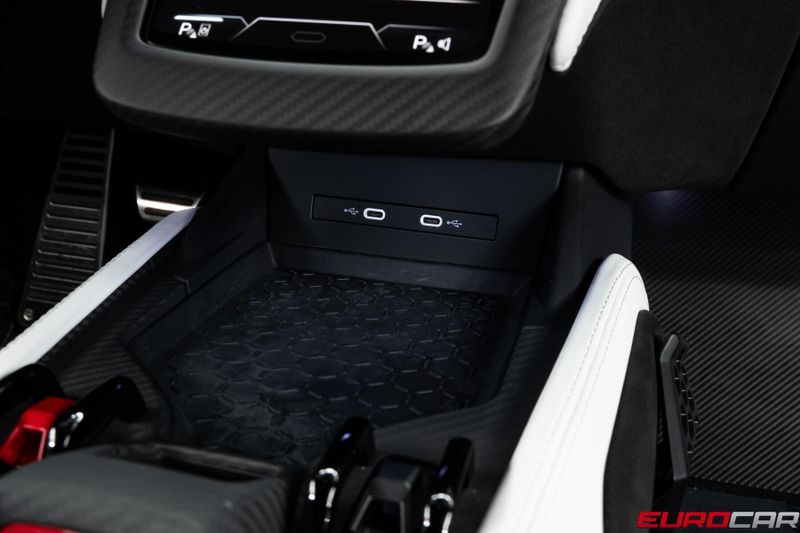 Used 2025 Lamborghini Revuelto *HIGH GLOSS STYLE PACKAGE * PASSENGER DISPLAY*Image 35