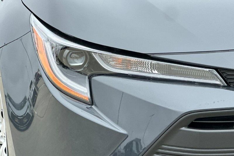 New 2027 Toyota Corolla LEImage 28