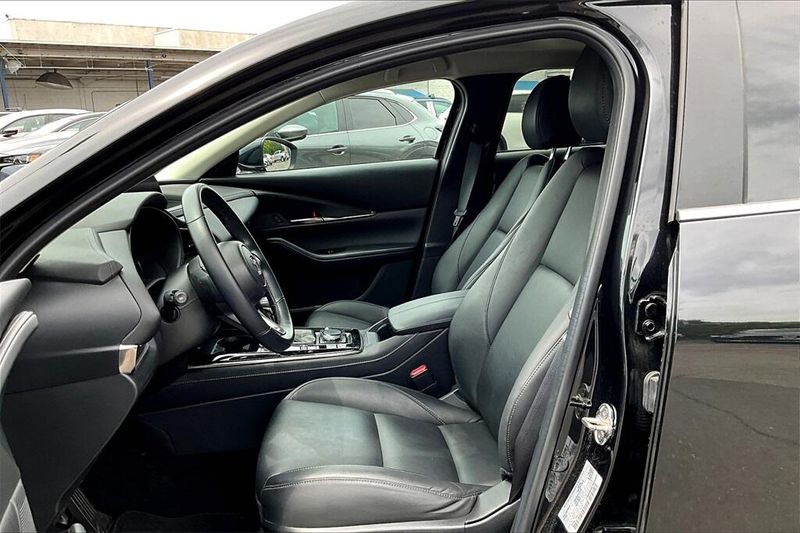 Used 2022 Mazda CX-30 2.5 S Preferred PackageImage 14