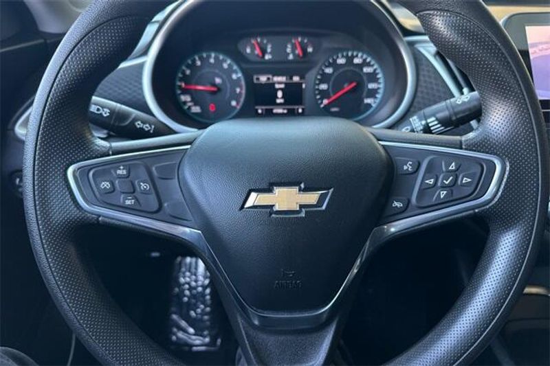 Used 2022 Chevrolet Malibu LTImage 20
