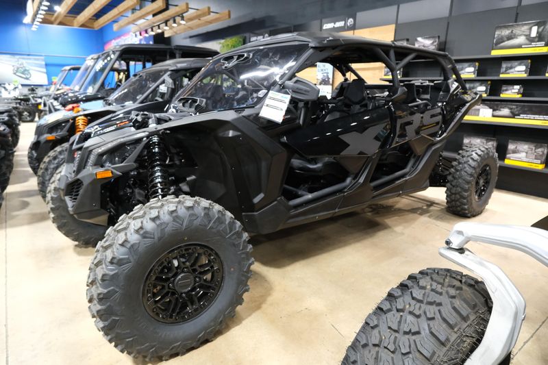 2025 Can-Am MAVERICK X3 MAX X RS TURBO RR TRIPLE BLACKImage 22