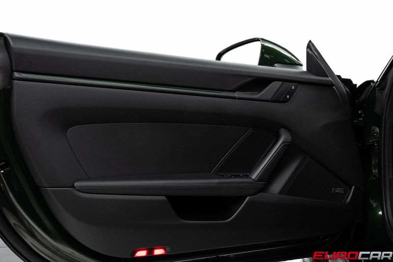 2025 Porsche 911 GT3 Touring *6-SPEED MANUAL * SPORT SEATS PLUS*Image 26