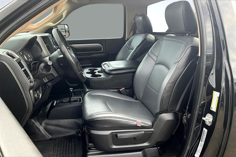 2020 Ram 2500 Tradesman photo 24