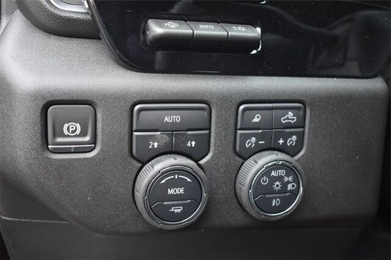 2025 Chevrolet Silverado 1500 LTZImage 25