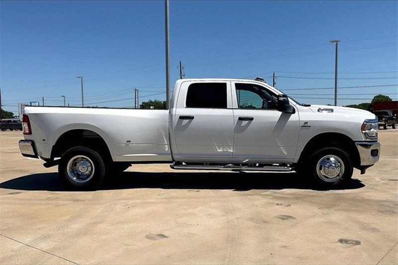 2024 RAM 3500 Tradesman Crew Cab 4x4 8