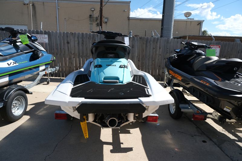 2024 Yamaha WAVERUNNER FX HO WHITE AND BLACK Image 10