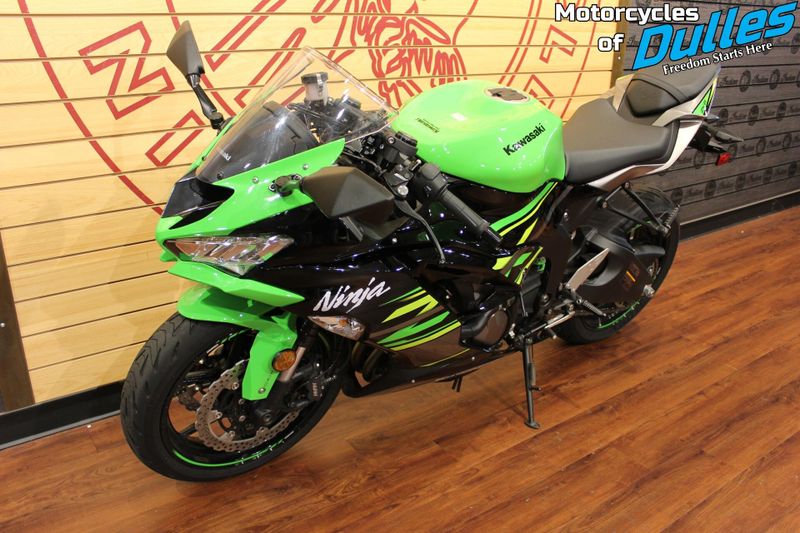 2019 Kawasaki Ninja ZX-6R ABS Image 4