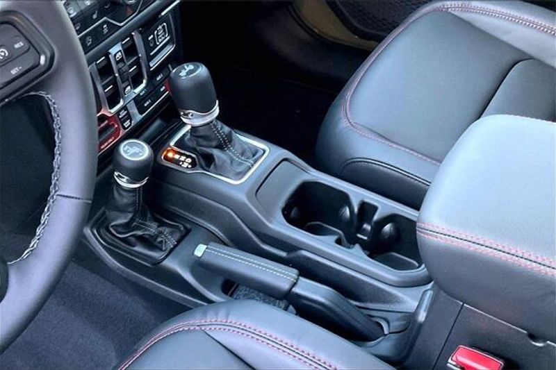 New 2026 Jeep Wrangler 4-door RubiconImage 7