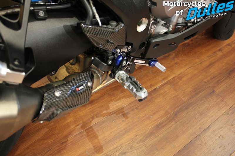 Used 2025 BMW M1000XR Image 9