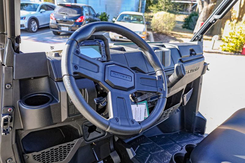 New 2025 Polaris RANGER 1000 EPS SAGE GREEN Image 14