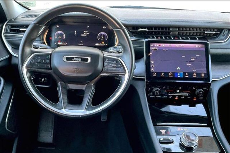 2021 Jeep Grand Cherokee Limited photo 4