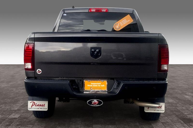 2021 Ram 1500 Classic Warlock photo 4