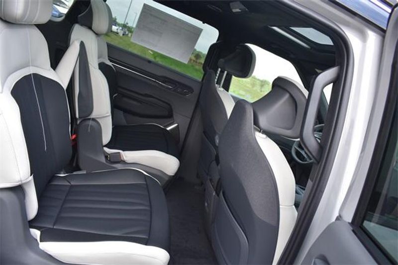 New 2026 Kia EV9 GT-LineImage 18