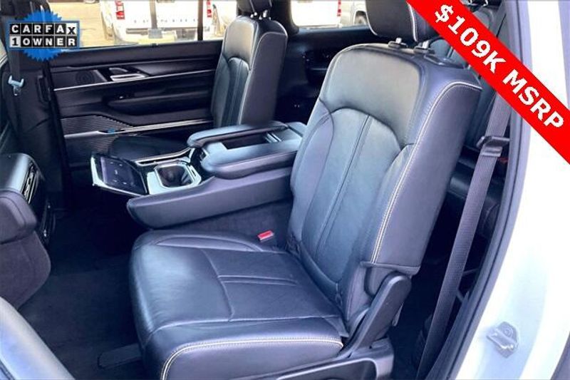 2024 Jeep Grand Wagoneer L Series IIImage 25