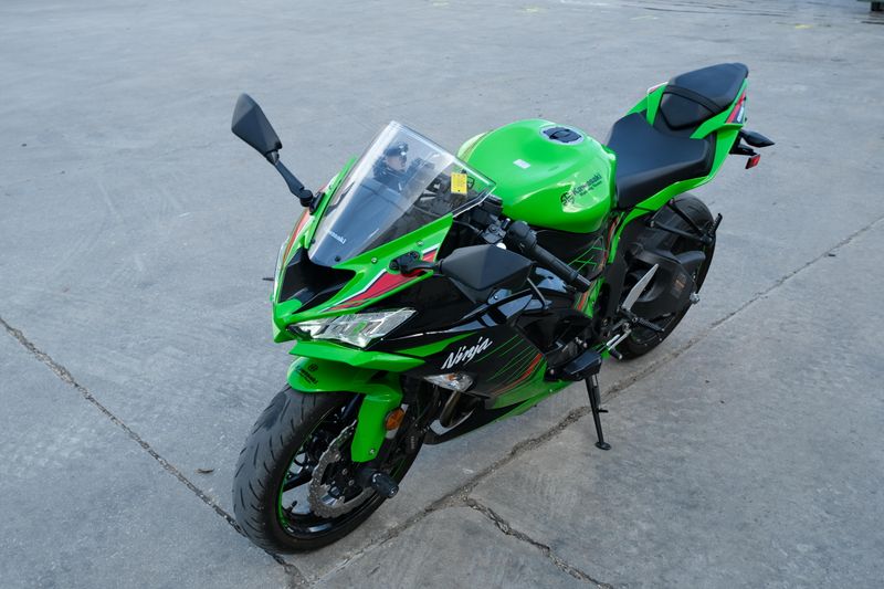 2023 Kawasaki NINJA ZX6R GREEN Image 7