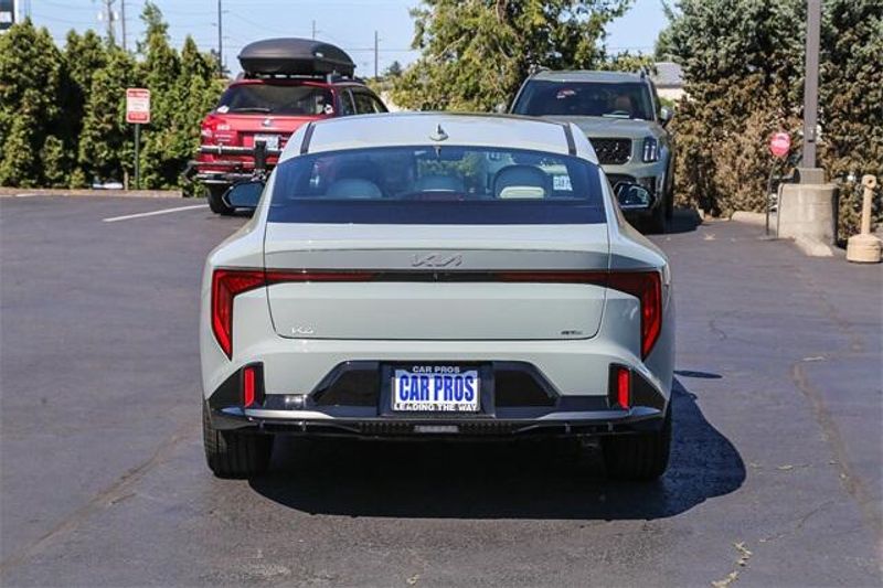 New 2025 Kia K4 GT-LineImage 16