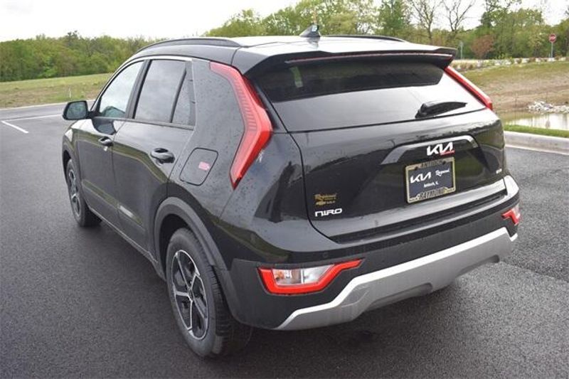2025 Kia Niro EXImage 5
