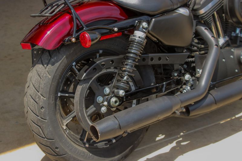 2017 HARLEY SPORTSTER IRON 883 Image 13