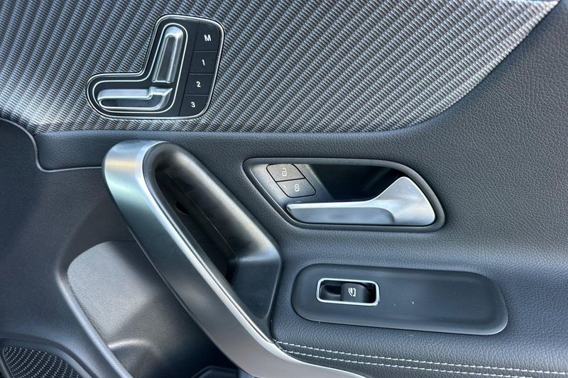 Used 2025 Mercedes-Benz CLA 250Image 19