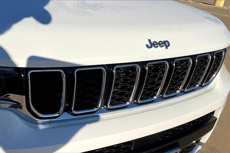 2022 Jeep Grand Cherokee L LimitedImage 31