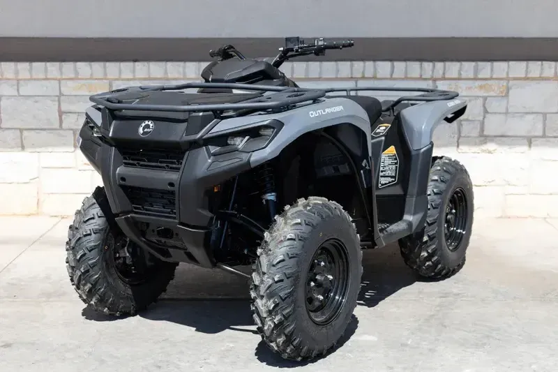2025 Can-Am OUTLANDER DPS 500 GRANITE GRAY Image 3