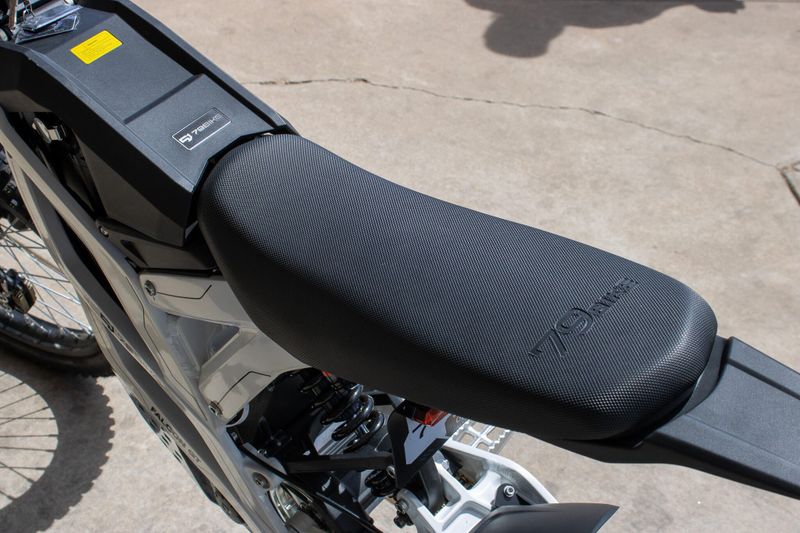 NEW 2025 79 BIKE FALCON GT Image 13