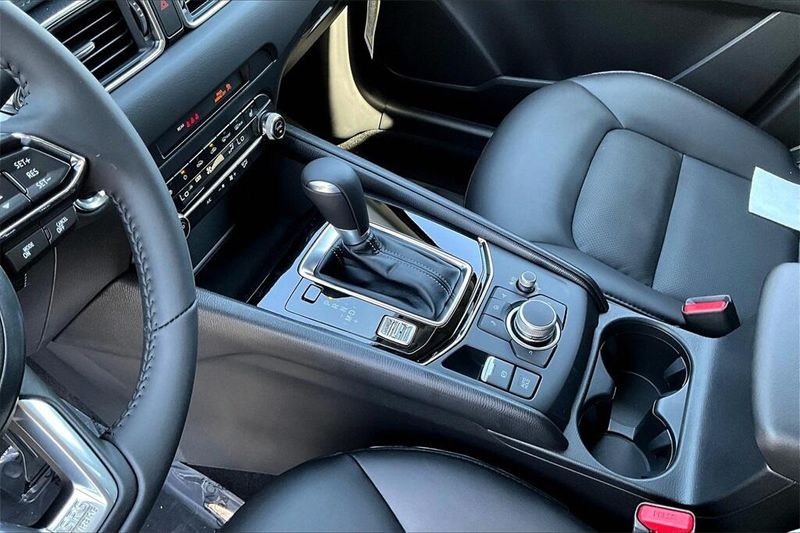 New 2025 Mazda CX-5 2.5 S Select PackageImage 8