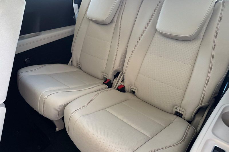 New 2027 Mercedes-Benz GLS 450Image 12