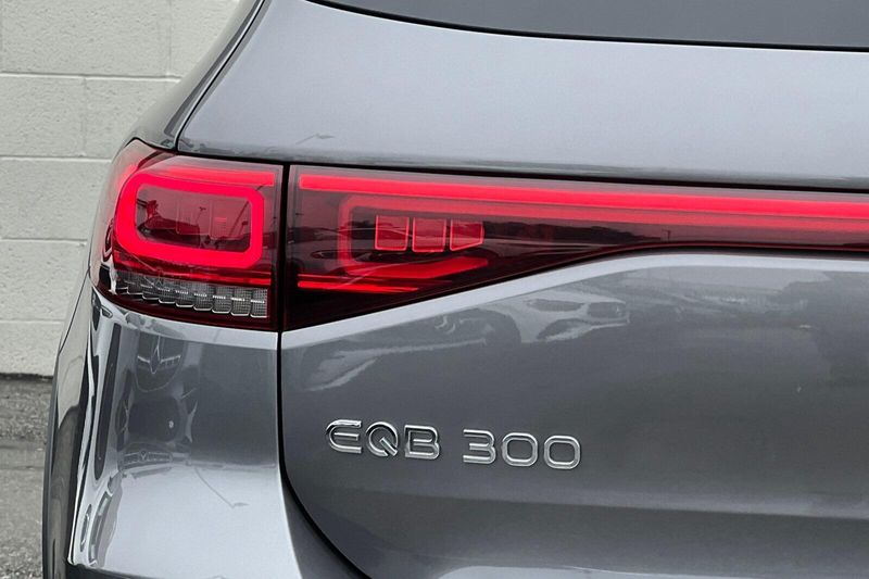 2023 Mercedes-Benz EQB 300Image 34