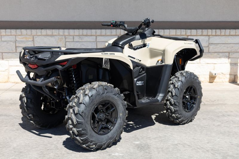 2025 Can-Am OUTLANDER PRO HD5 DESERT TAN Image 3