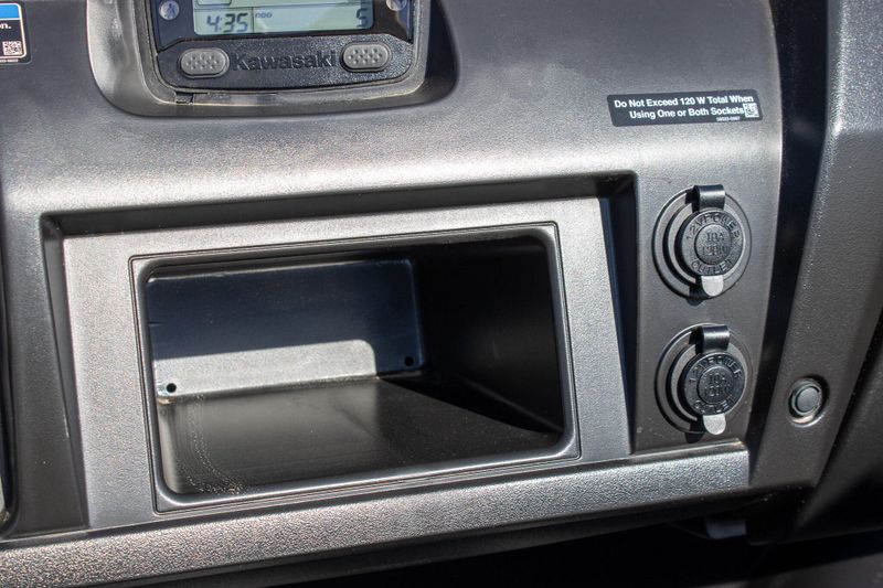 NEW 2026 KAWASAKI MULE PROFXT 820 EPS Image 23