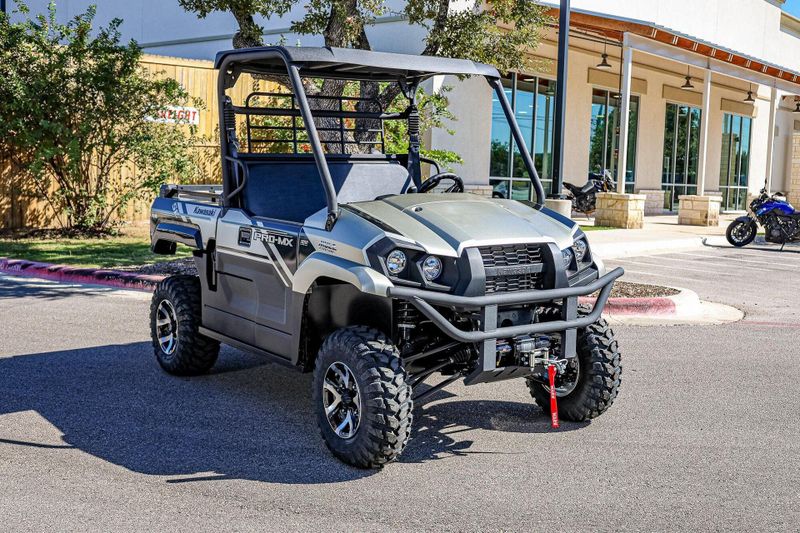 2025 Kawasaki MULE PROMX SE GOLDImage 2