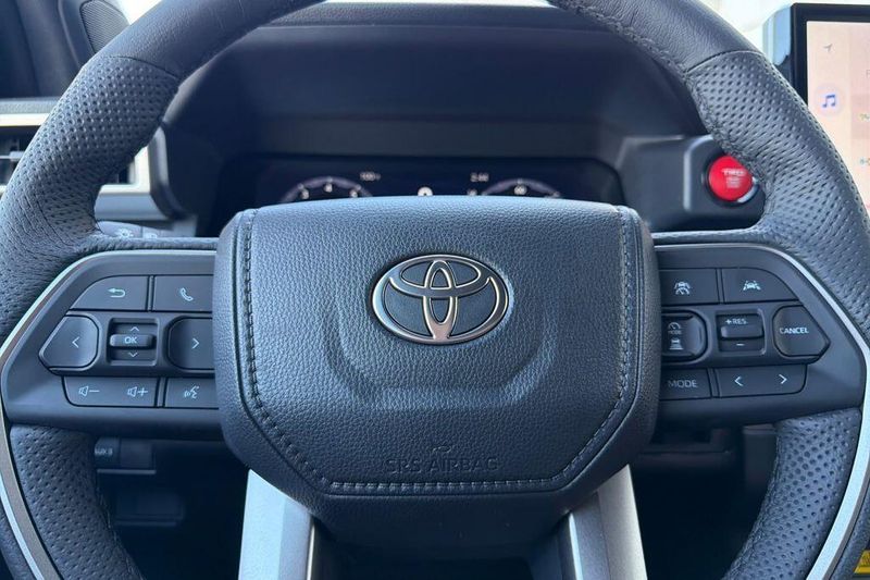 New 2026 Toyota Tacoma TRD Off-RoadImage 24