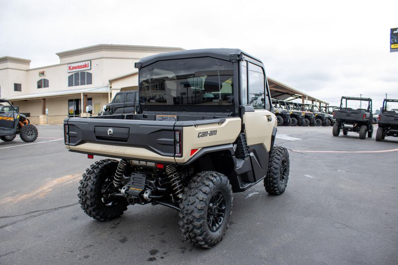 NEW 2026 CAN-AM DEFENDER LIMITED CAB HD11 Image 3
