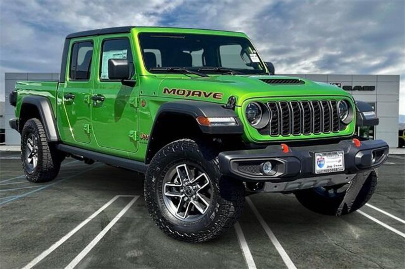 New 2025 Jeep Gladiator Mojave 4x4Image 14