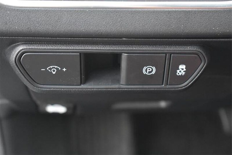2025 Kia K4 Image 25