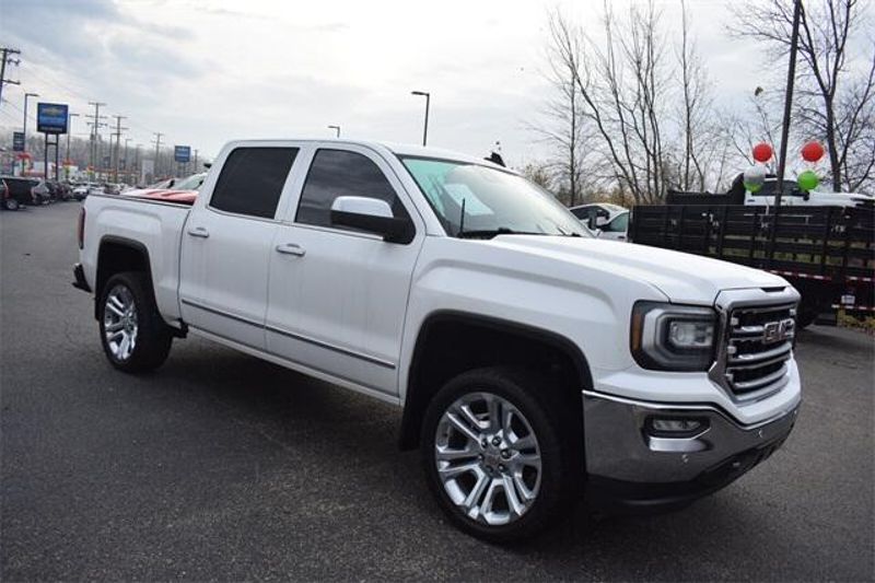 2018 GMC Sierra 1500 SLTImage 1