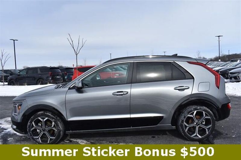 2025 Kia Niro EX TouringImage 6