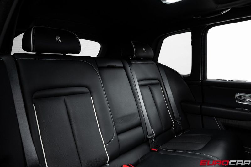 2020 Rolls-Royce Cullinan *PANORAMIC SUNROOF * IMMACULATE CONDITION*Image 35